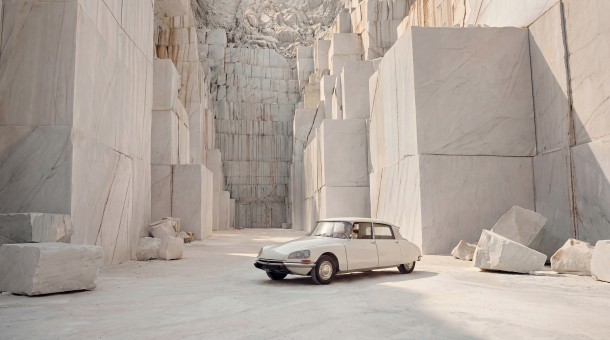 UNE DÉESSE SUR TERRE