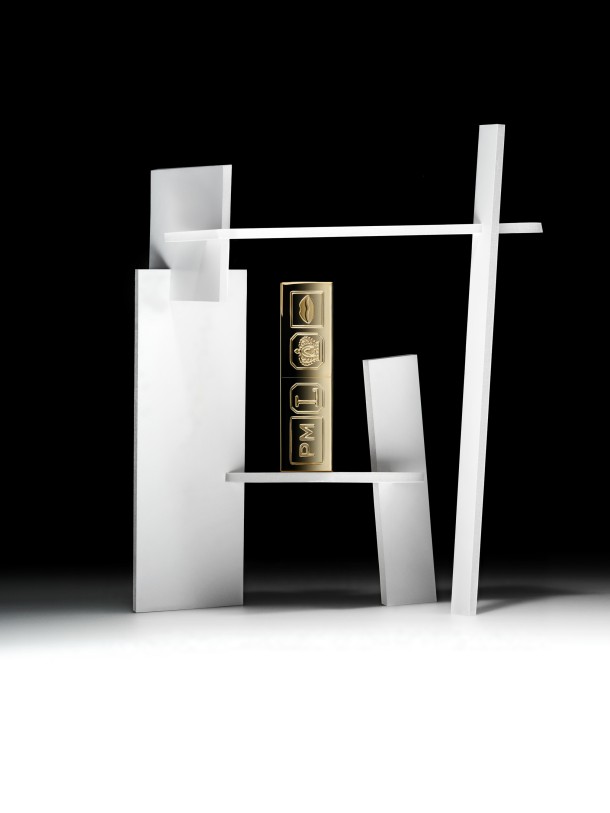 LIPSTICK TOTEMS