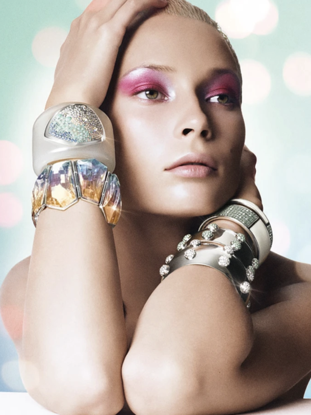 SWAROVSKI